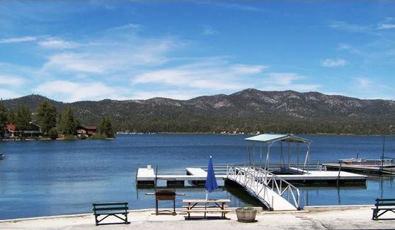 Big Bear Lakefront Lodge Luaran gambar